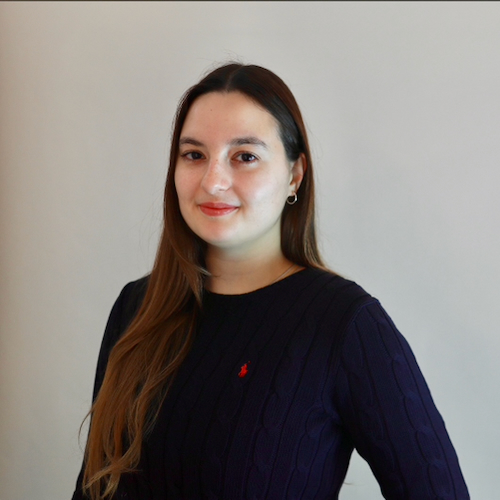 Headshot of Selay Erturk